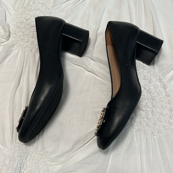 Tory Burch Pumps - Picture 2 of 5